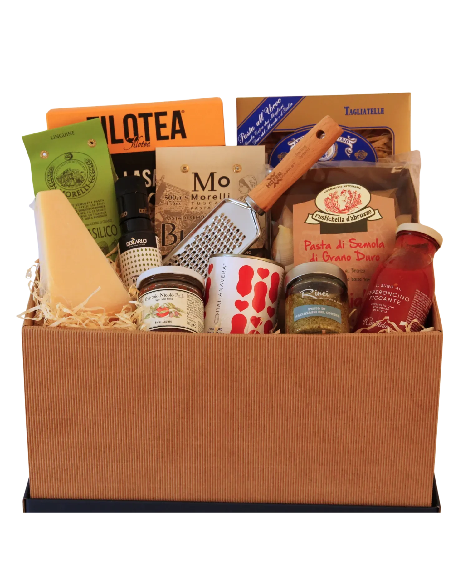 Weihnachtlicher Geschenkkorb Pasta im Hofer Market