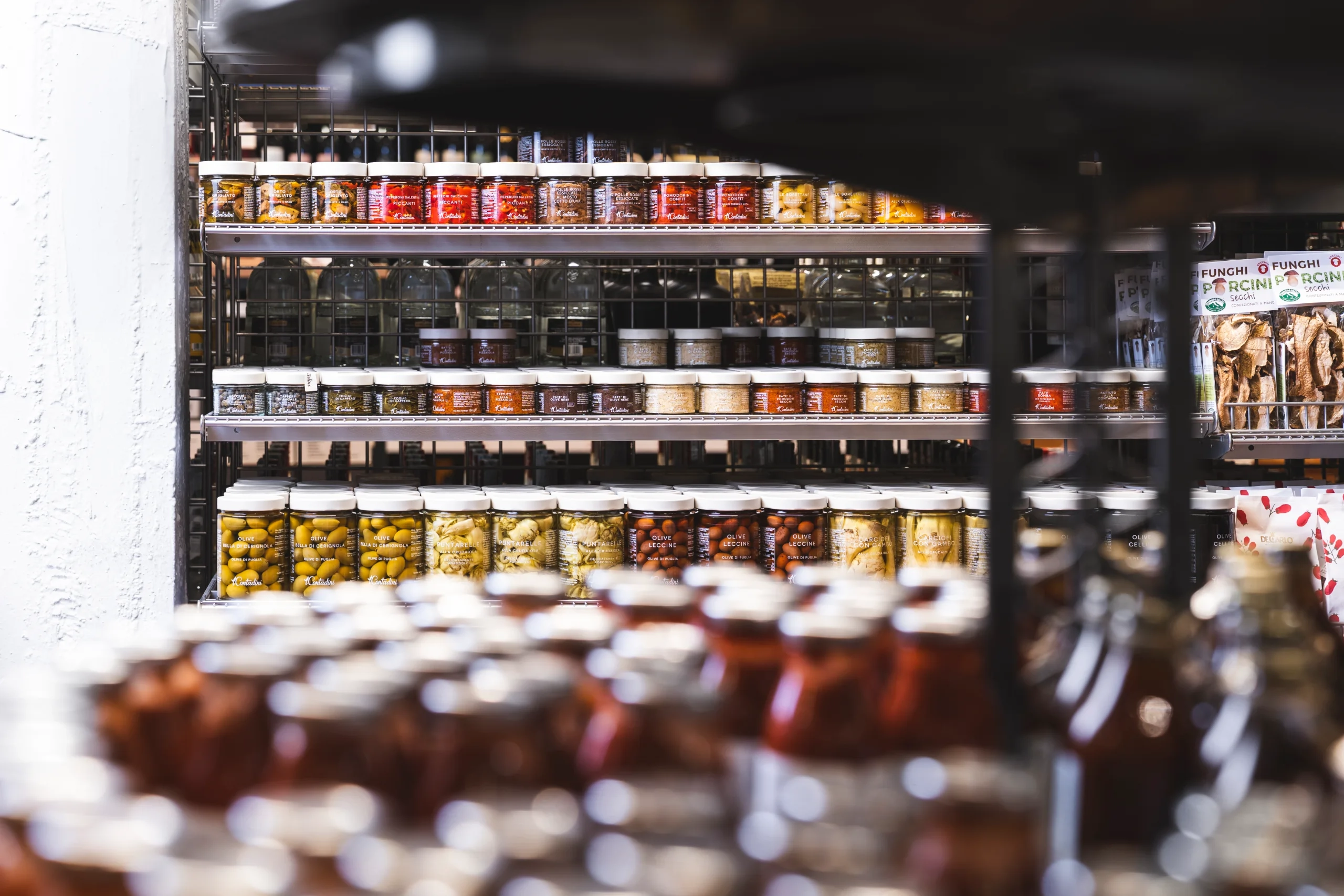 Gallerie Hofer Market